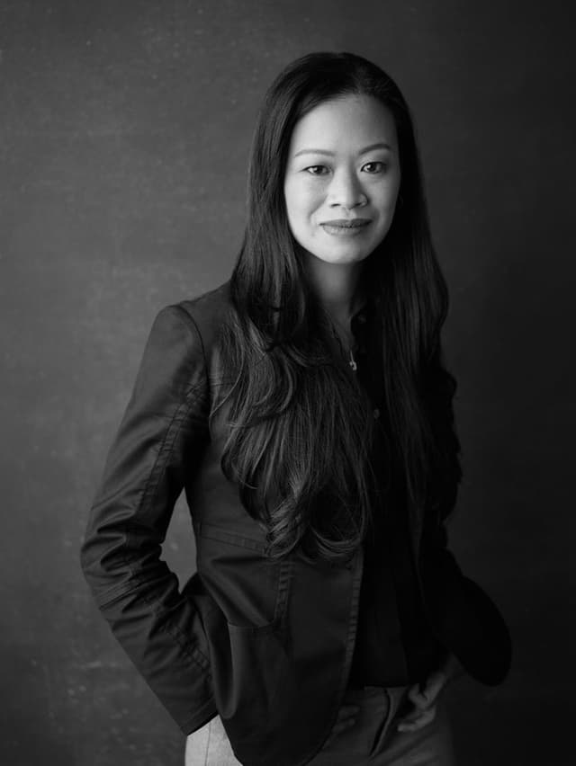 Evelyn Lee