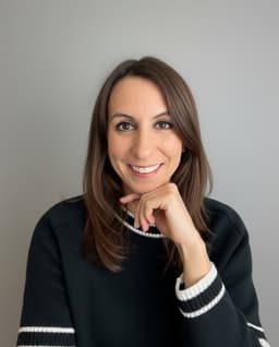 Headshot of Stacy Thorwart